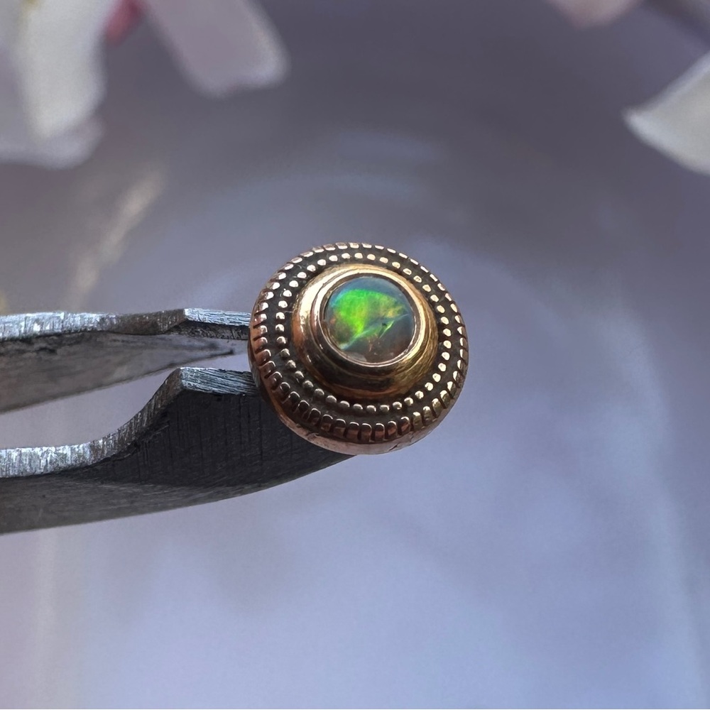 BVLA opal 5.5mm Milgrain Bezel rose gold 14g threaded end